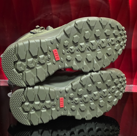 Vans MTE Crestline Waterproof Boots – Grape Leaf – Multiple Sizes Available main image 5